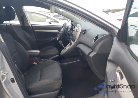 2009 Toyota Matrix z USA, uszkodzony, nr VIN 2T1KU40E99C156623